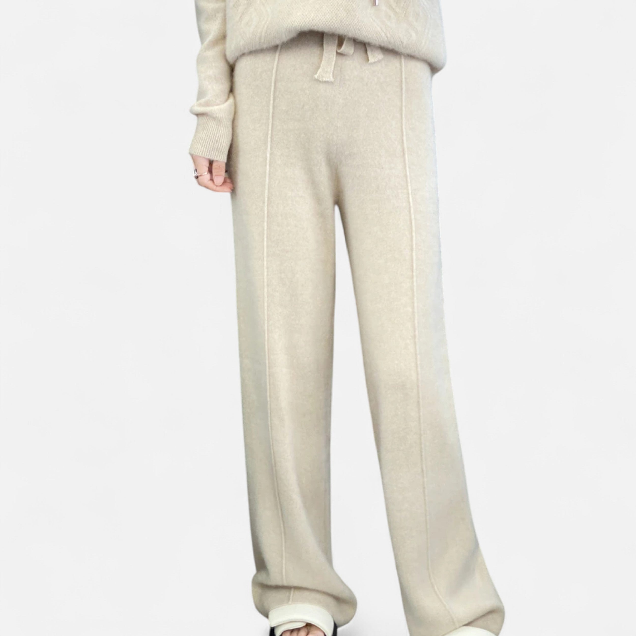 Loose-leg knitted wool trousers for women