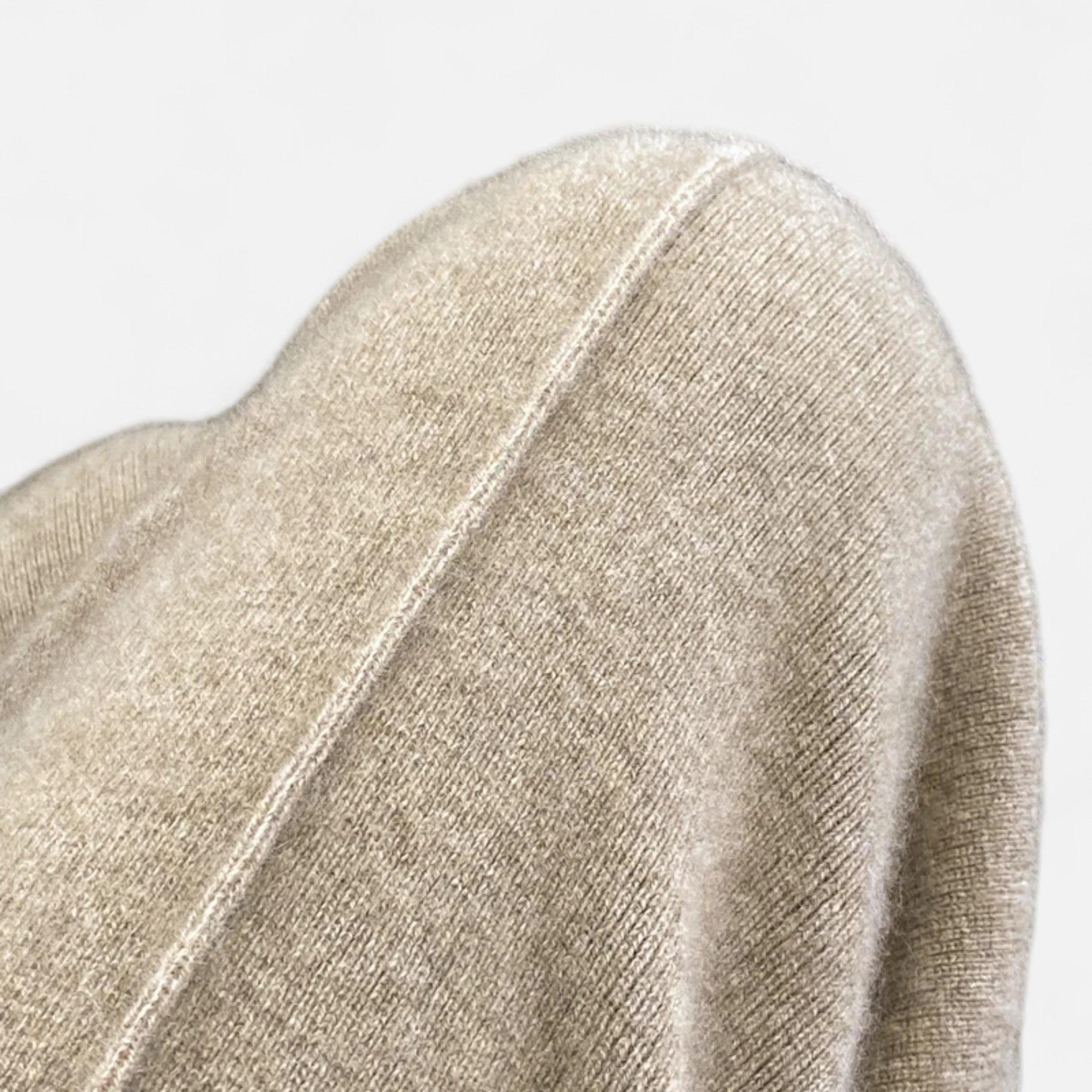 Loose-leg knitted wool trousers for women