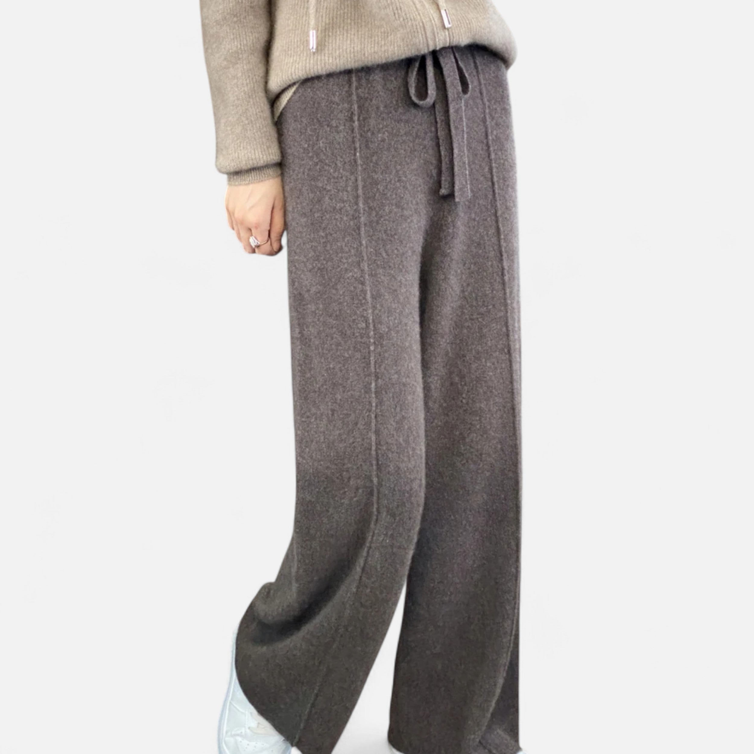 Loose-leg knitted wool trousers for women