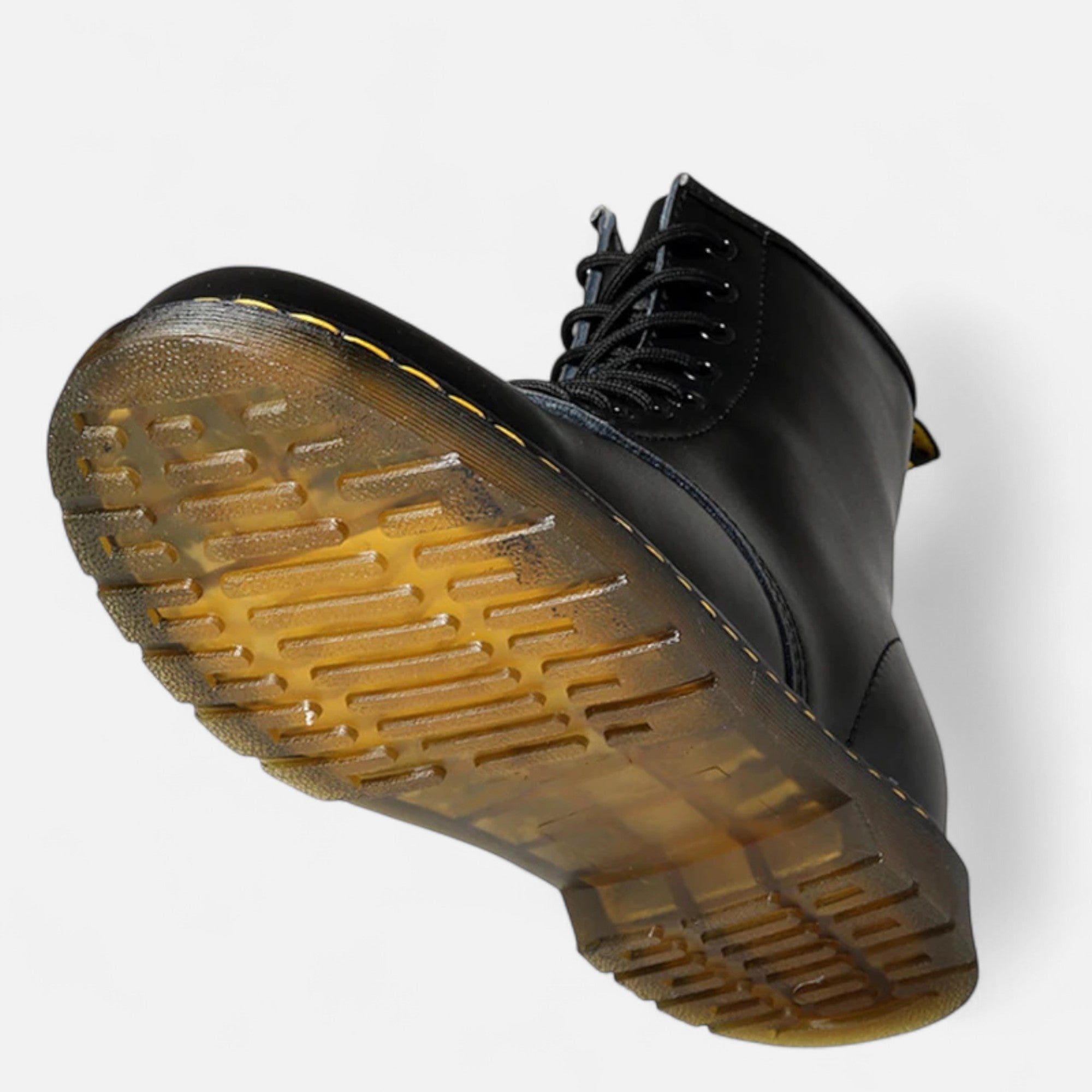 Refined English riding boots for women